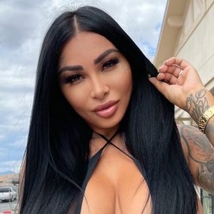 Brittanya Razavi 